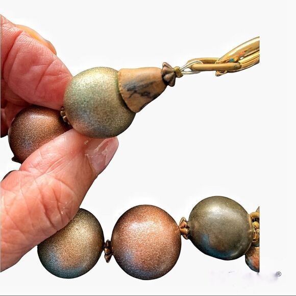 Large runway mixed metal copper silver black bead leaf necklace - Picture 14 of 16